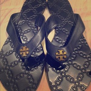 Tory Burch Flip flops